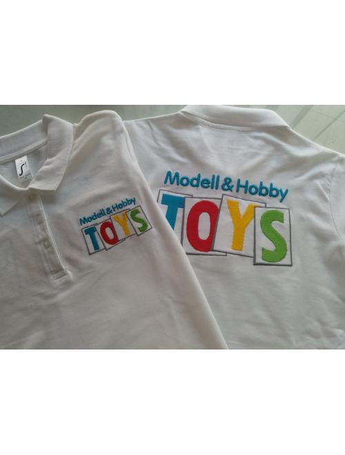 Modell és Hobby játéknagykereskedés hímzett céges pólója
