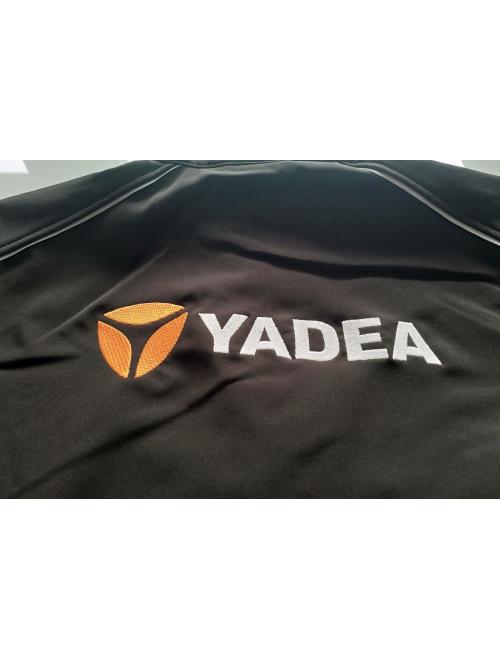 Yadea Softshell kabát hímzés