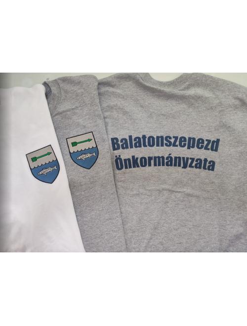 Balatonszepezd címeres póló hímzés és szitázás
