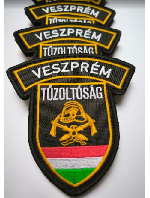 Tűzoltó hímzett jelvény