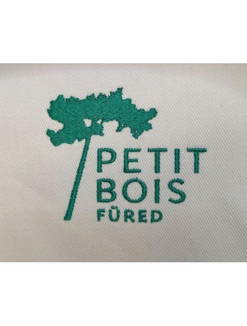 Petit bois hímzés