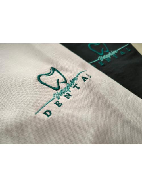 Dental-póló hímzés