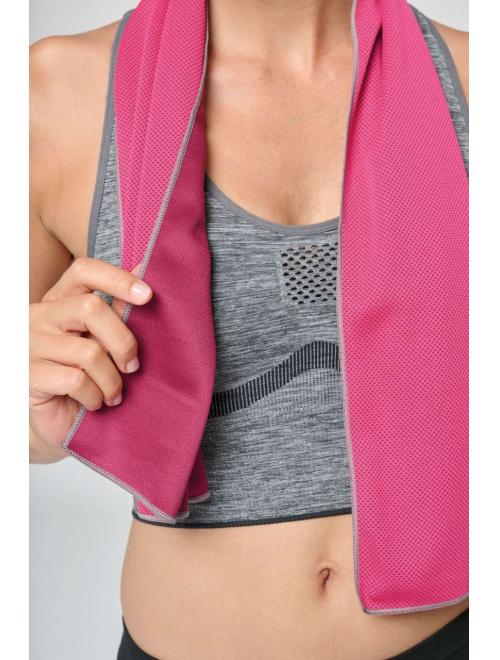 REFRESHING SPORTS TOWEL