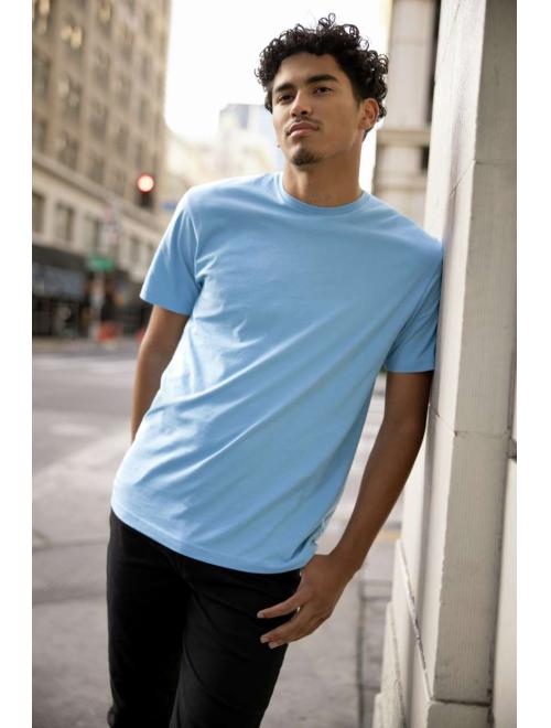 SOFTSTYLE ADULT T-SHIRT