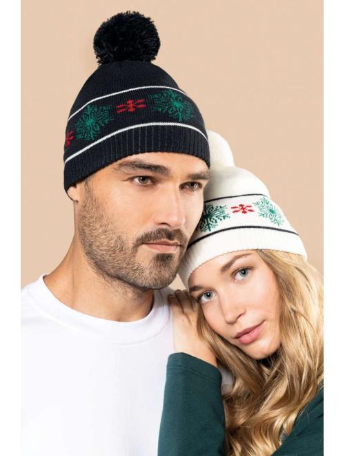 BEANIE WITH CHRISTMAS PATTERNS