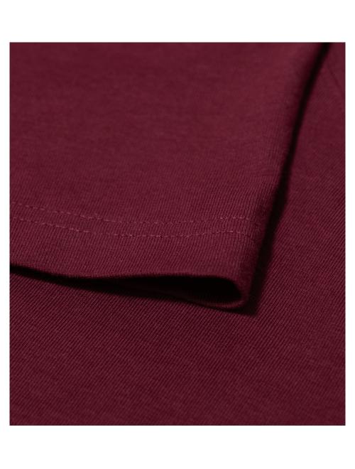 Action V-neck